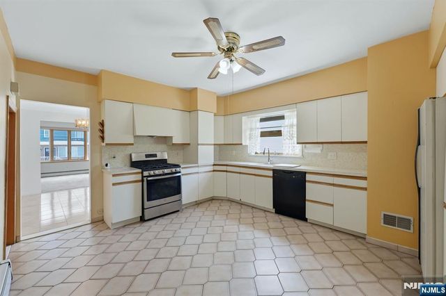 305 Falmouth Avenue, Elmwood Park, NJ 07407