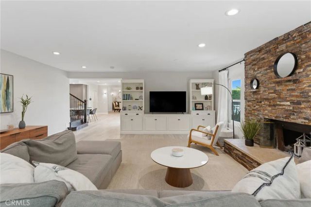 22702 Califa Street, Woodland Hills, CA 91367