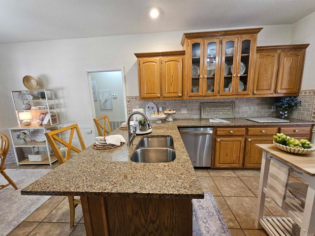 54 Galeon Way, Hot Springs Village, AR 71909