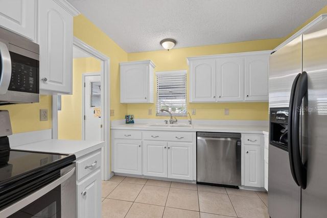 106 SILVERBELL COURT, Sun City Center, FL 33573