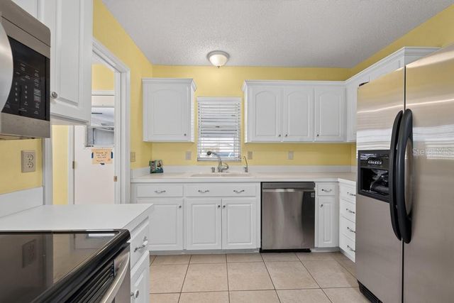 106 SILVERBELL COURT, Sun City Center, FL 33573