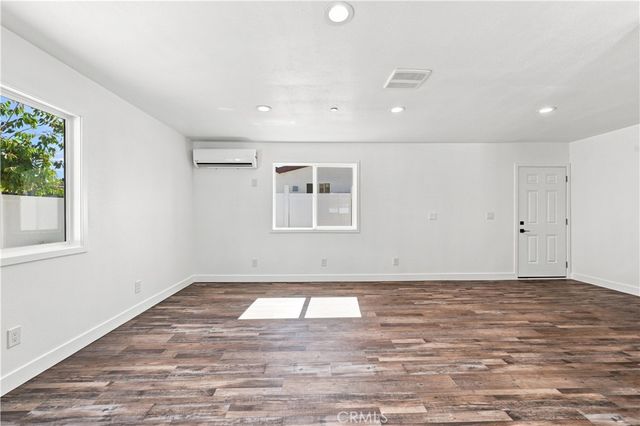 11917 Burton Street, North Hollywood, CA 91605