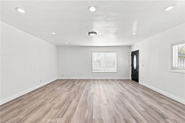 11917 Burton Street, North Hollywood, CA 91605
