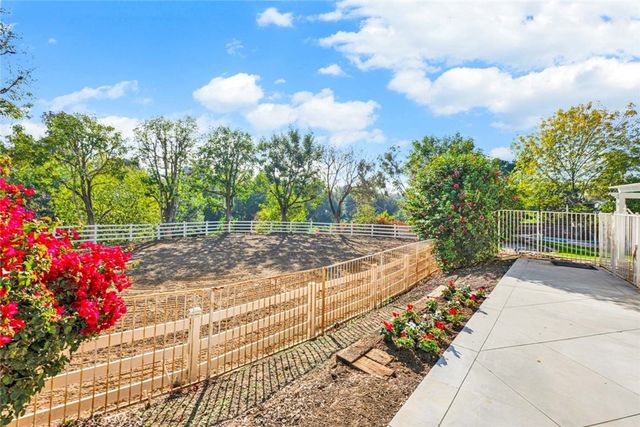 1419 N Richman Knoll, Fullerton, CA 92835