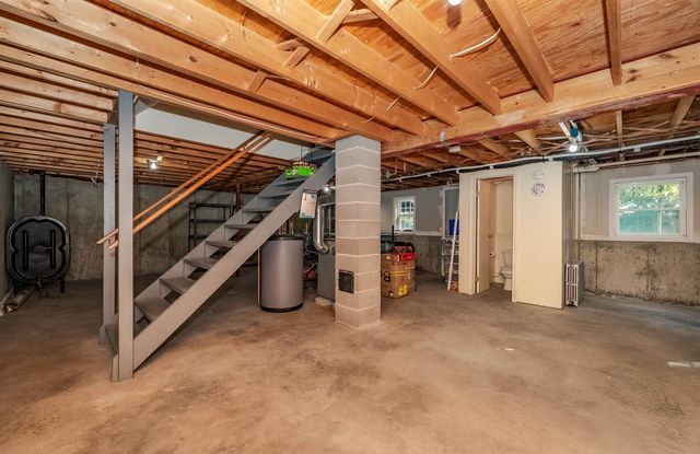 19 Alexander Drive, Biddeford, ME 04005