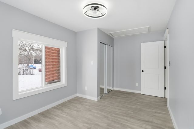 39470 N Woodland Avenue, Antioch, IL 60002