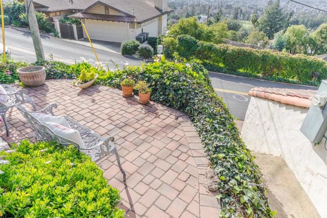 15738 Highland Drive, San Jose, CA 95127