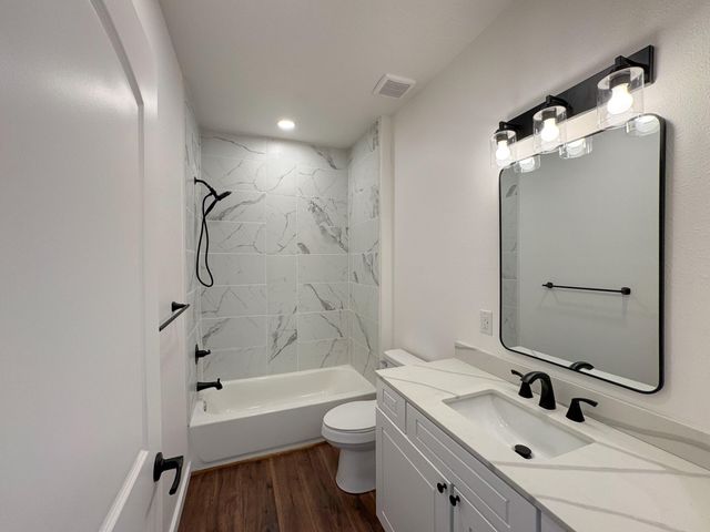 2056 Dennis Road, Mansfield, MO 65704