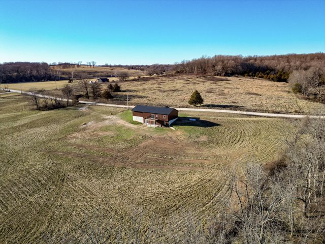 2056 Dennis Road, Mansfield, MO 65704