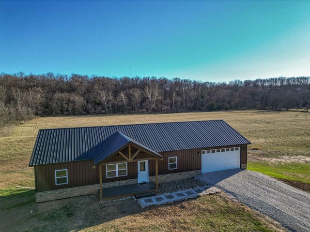 2056 Dennis Road, Mansfield, MO 65704