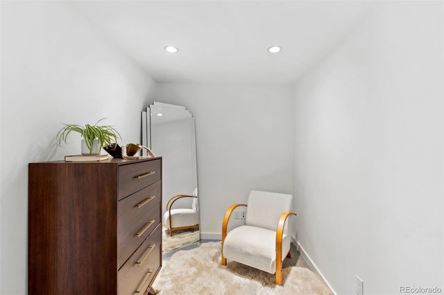 275 Vine Street, Denver, CO 80206