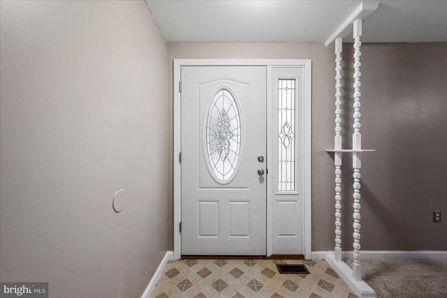 163 DENNY LN, Winchester, VA 22603