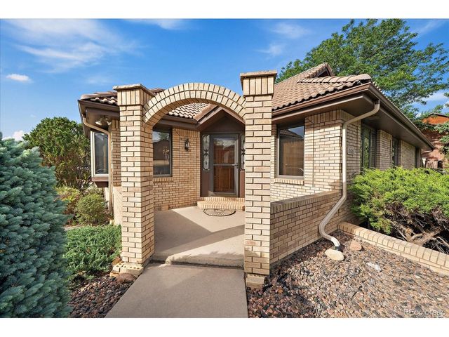 2618 Beech Cir, Longmont, CO 80503