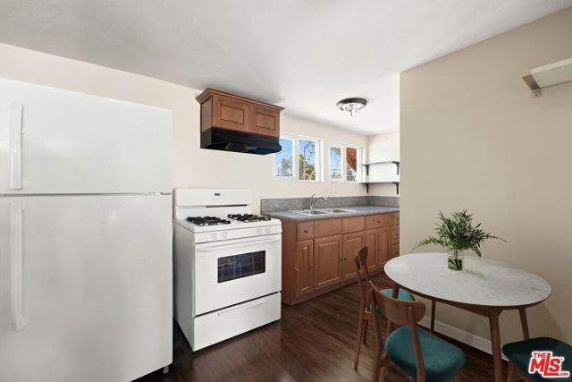 986 E 51st Street, Los Angeles, CA 90011
