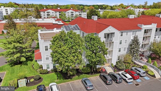 7402 CENTENNIAL STA, Warminster, PA 18974