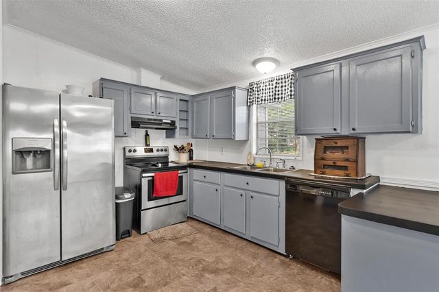 18770 SE 19TH PLACE, Silver Springs, FL 34488