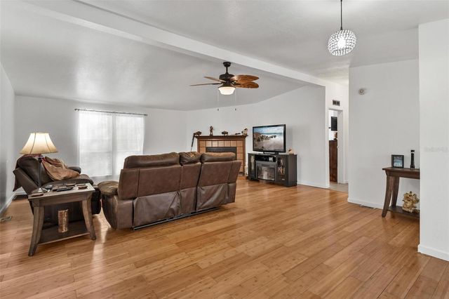 18770 SE 19TH PLACE, Silver Springs, FL 34488