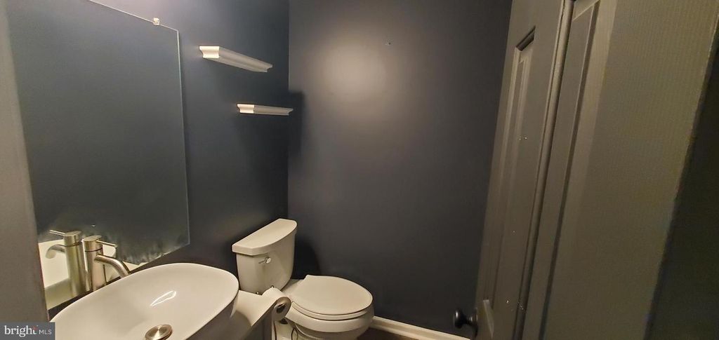 Image 10 of property listing at 49 VILLA AVE, Boyertown, PA 19512