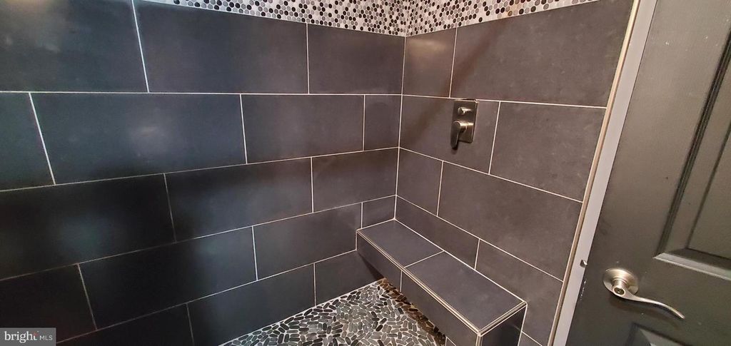 Image 27 of property listing at 49 VILLA AVE, Boyertown, PA 19512