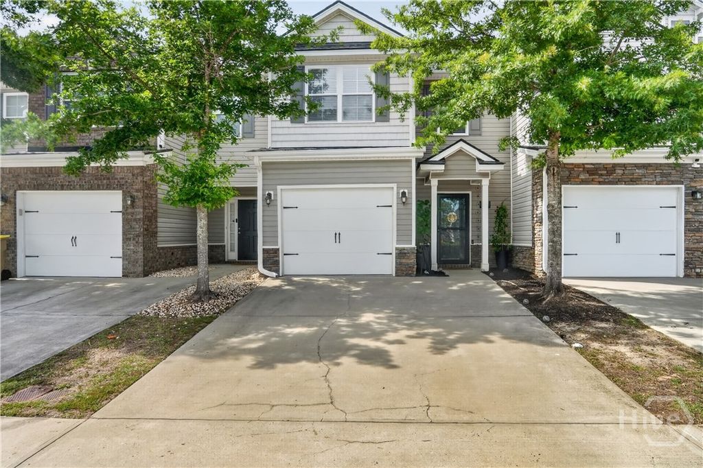 Image 2 of property listing at 40 Cantle Drive, Richmond Hill, GA 31324