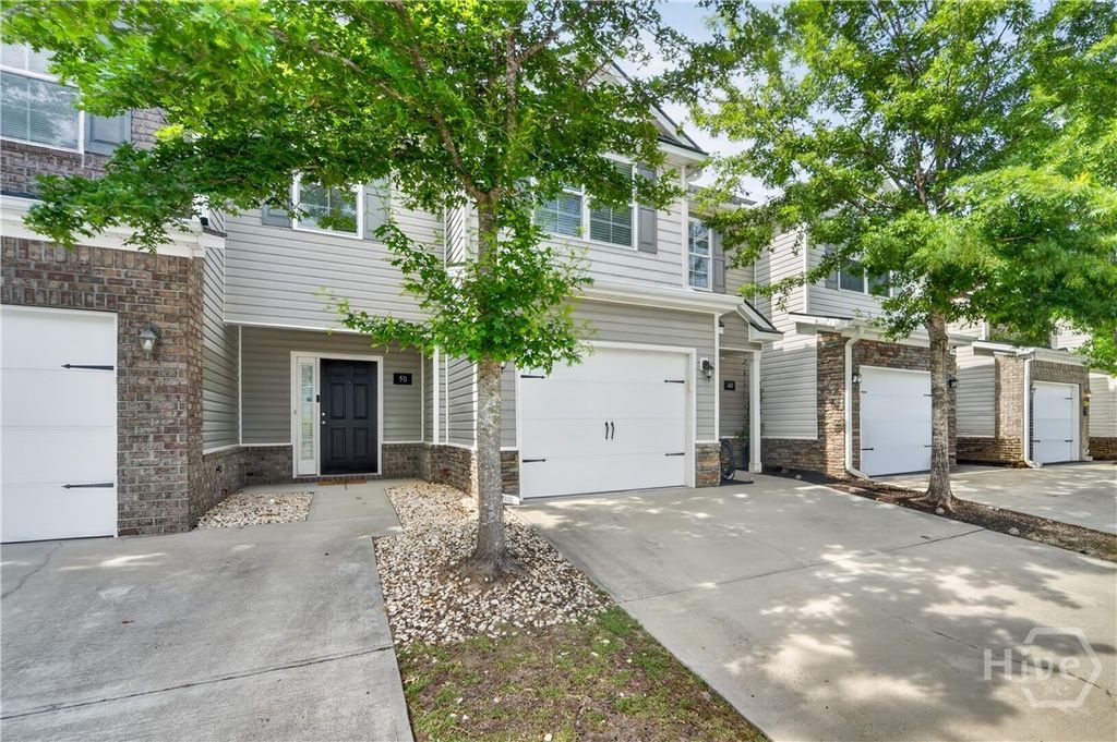 Image 3 of property listing at 40 Cantle Drive, Richmond Hill, GA 31324