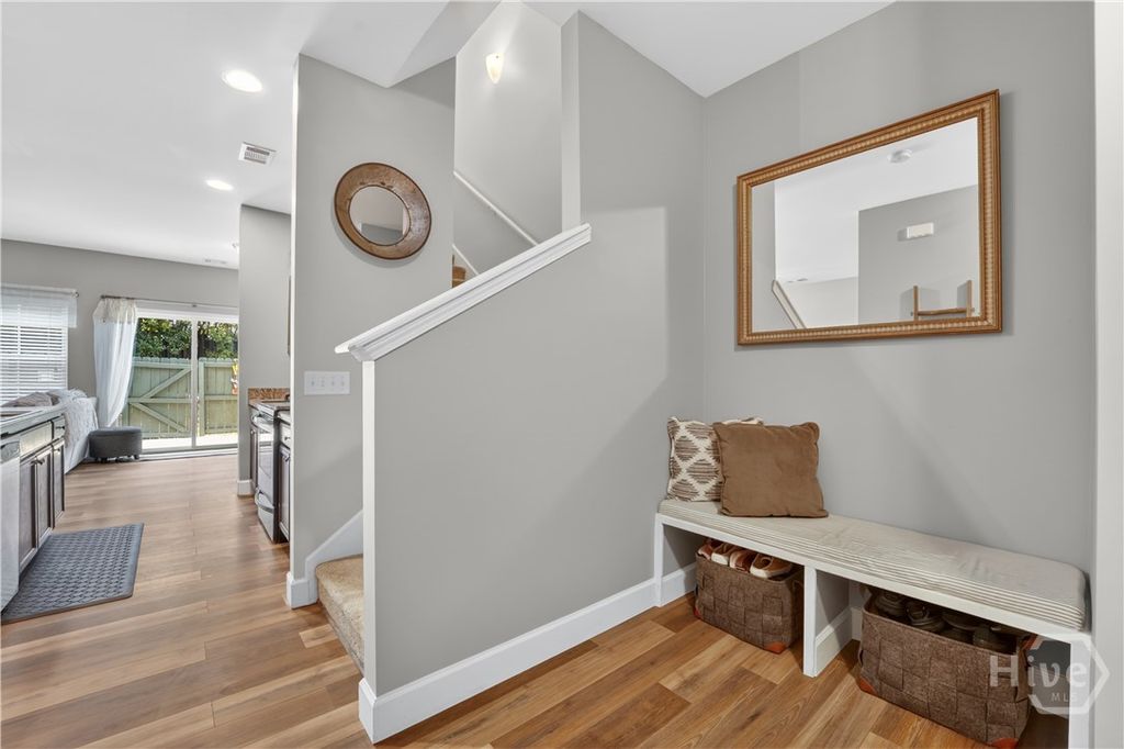 Image 7 of property listing at 40 Cantle Drive, Richmond Hill, GA 31324