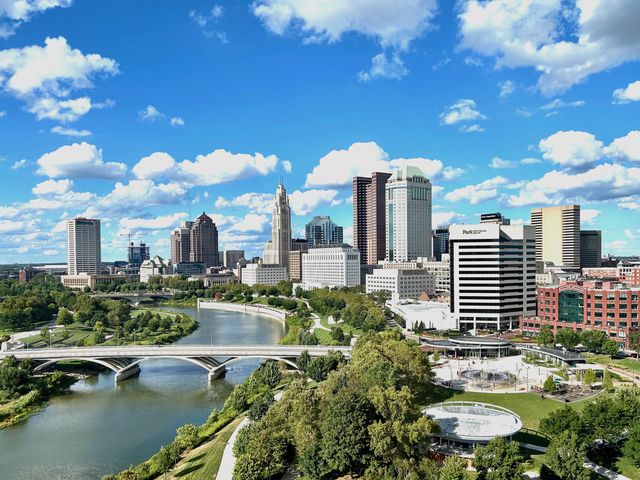 1 Miranova Place, 1605, Columbus, OH 43215