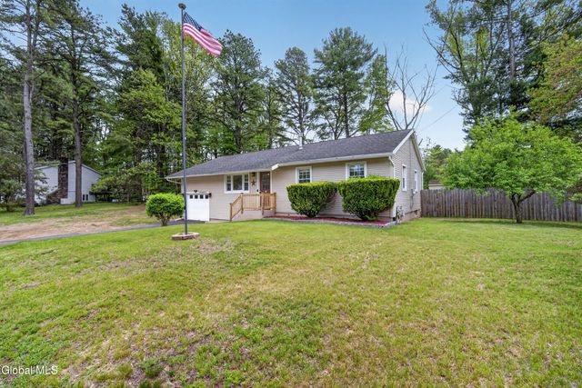 14 Fawn Drive, Milton, NY 12020