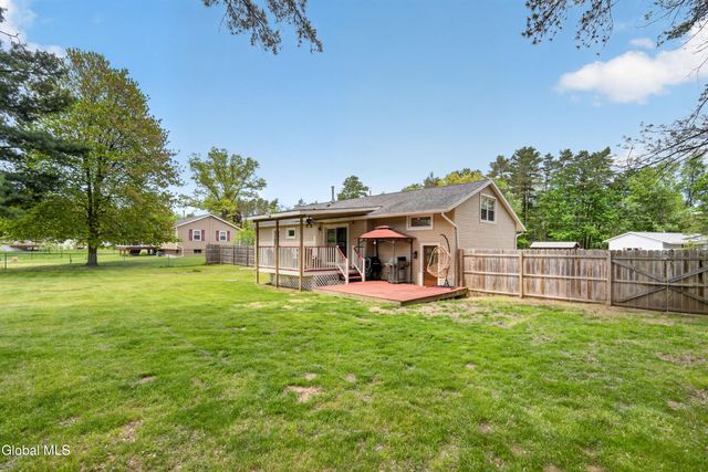 14 Fawn Drive, Milton, NY 12020