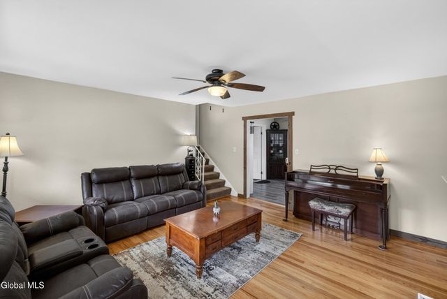 14 Fawn Drive, Milton, NY 12020