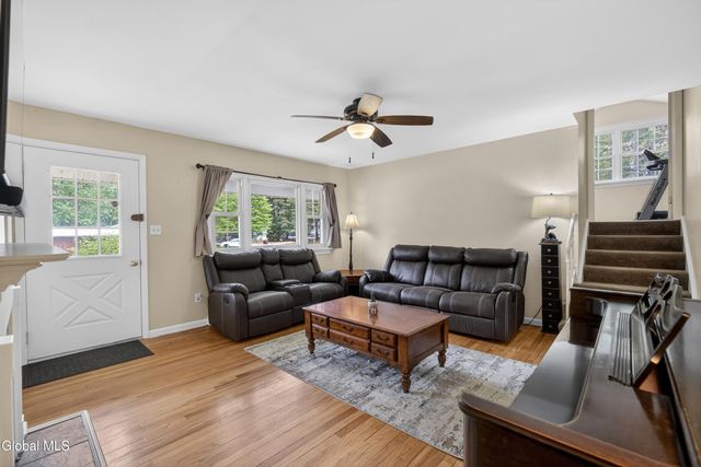 14 Fawn Drive, Milton, NY 12020