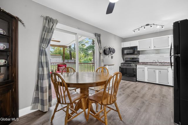 14 Fawn Drive, Milton, NY 12020
