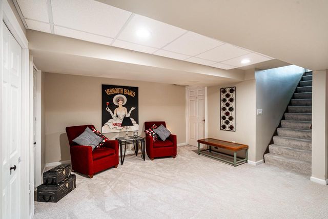 9439 N Broadmoor ROAD, Bayside, WI 53217