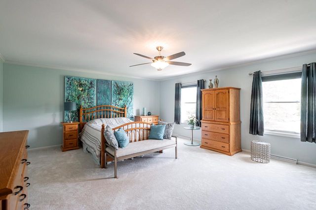 9439 N Broadmoor ROAD, Bayside, WI 53217