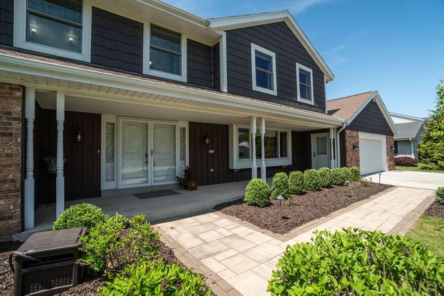 9439 N Broadmoor ROAD, Bayside, WI 53217