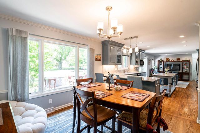 9439 N Broadmoor ROAD, Bayside, WI 53217