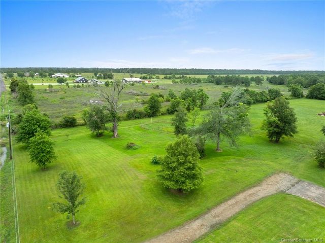 1642 Gene Sonnier Road, Vinton, LA 70668