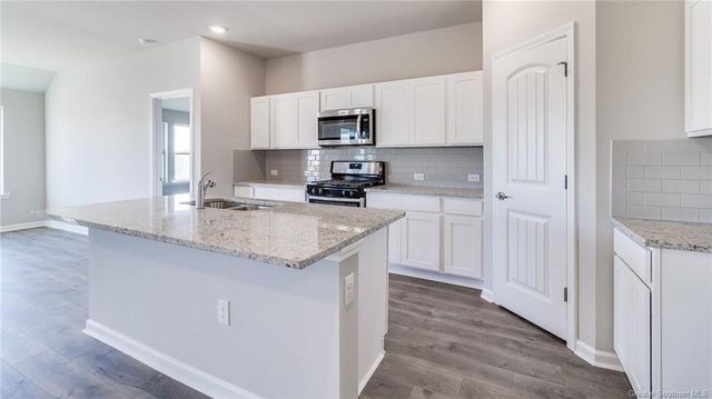 3125 Sapphire Drive, Lake Charles, LA 70607