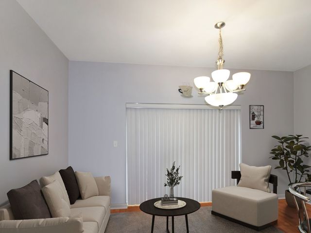 2409 W 32nd Place, Chicago, IL 60608
