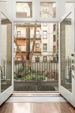 164 E 91ST Street, New York City, NY 10128