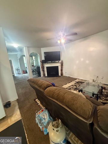 6572 Woodwell Drive, Union City, GA 30291
