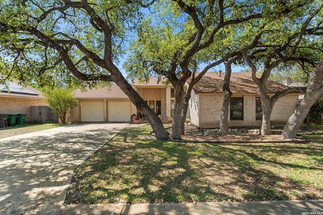 2422 Shadow Cliff St, San Antonio, TX 78232
