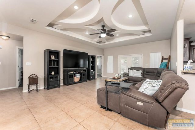 7001 Lago Vista Blvd., Brownsville, TX 78520