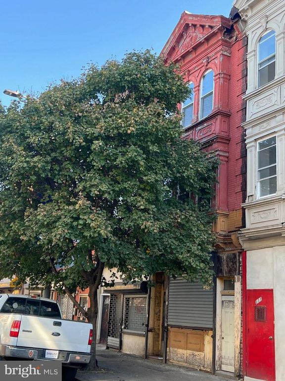209 S 60TH ST, Philadelphia, PA 19139