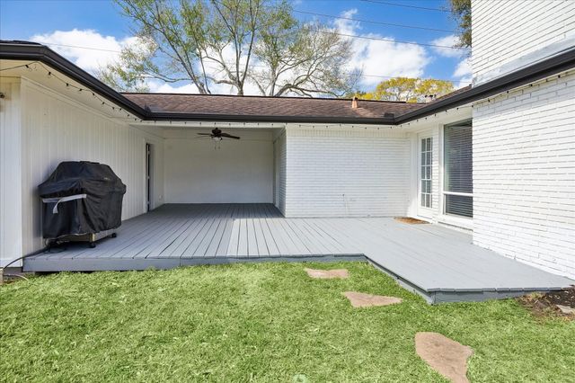 5247 Cheena Drive, Houston, TX 77096