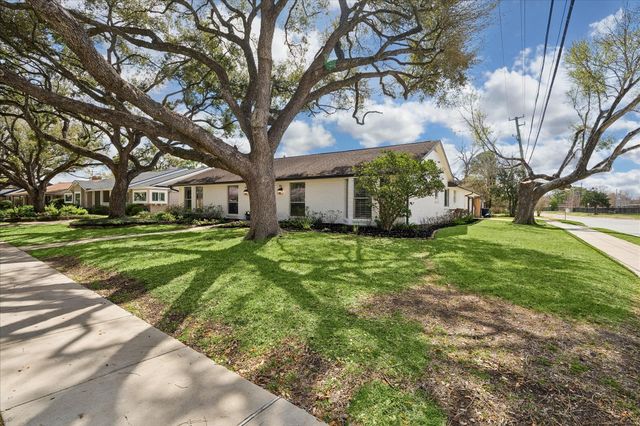 5247 Cheena Drive, Houston, TX 77096