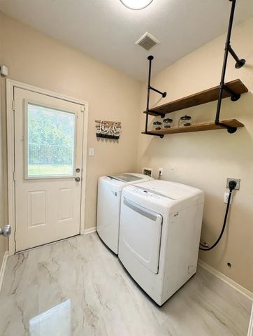 303 Lake Line Drive, Alvin, TX 77511