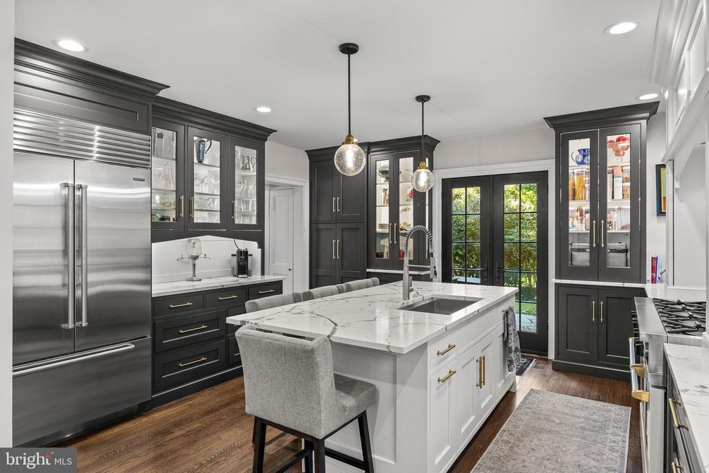 863 GOLF VIEW RD, Moorestown, NJ 08057