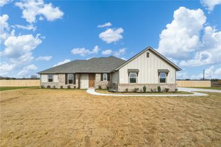 105 Court-Side Drive, Snook, TX 77878