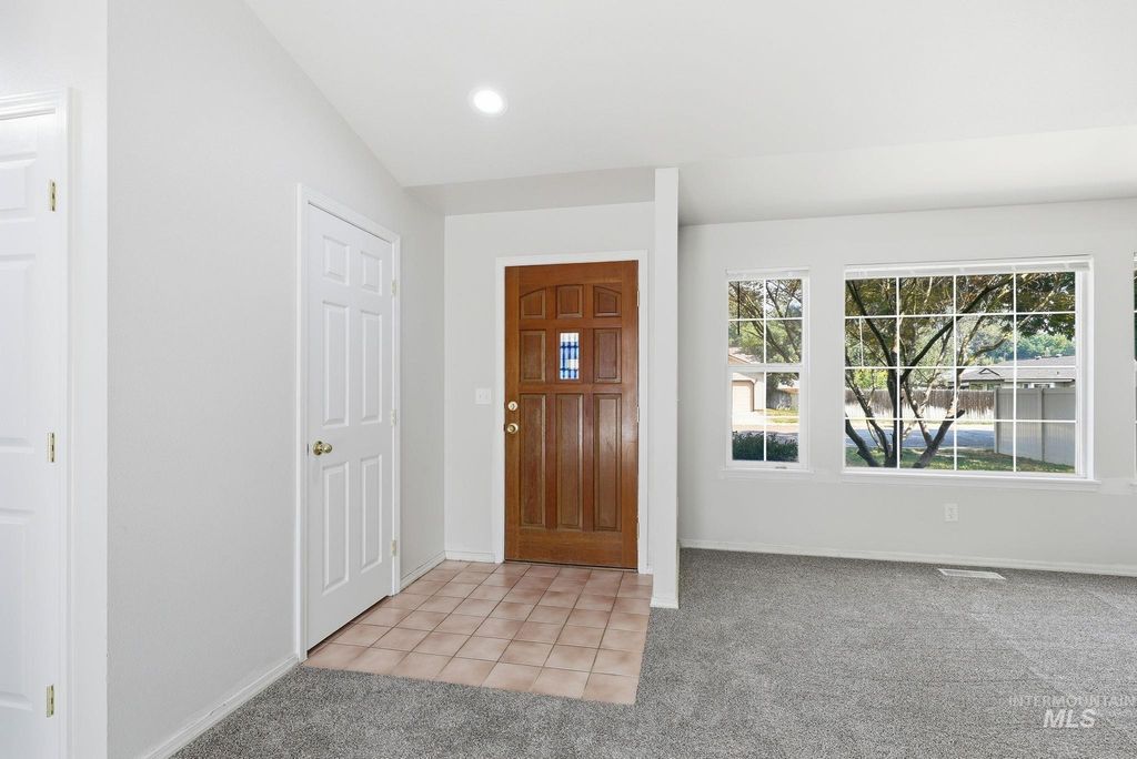 5231 W Albion Court, Boise, ID 83705 photo 3
